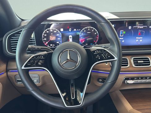 Used 2024 Mercedes-Benz GLE 450 4MATIC image 35