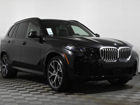 New 2026 BMW X5 xDrive40i w/ M Sport Package AWD/4WD image 9