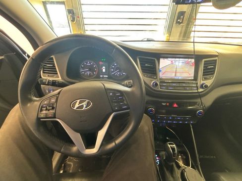Used 2018 Hyundai Tucson Limited w/ Ultimate Package 02 AWD/4WD image 5