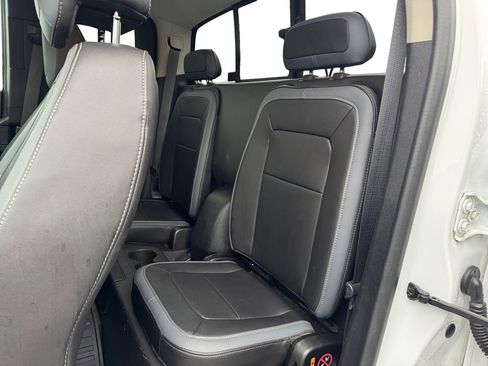 Used 2016 Chevrolet Colorado Z71 image 10