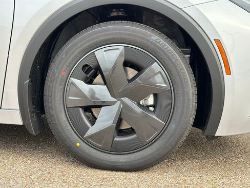 New 2026 Toyota Prius LE image 7