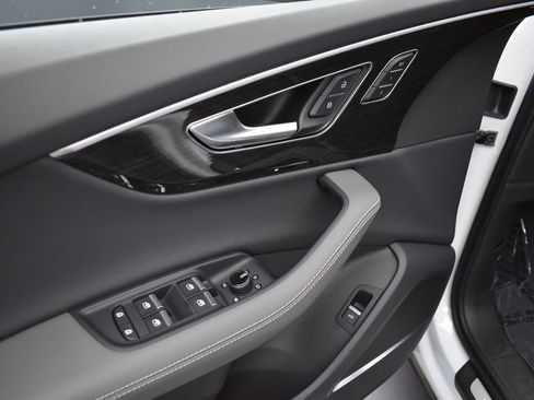 New 2026 Audi Q7 2.0T Premium Plus AWD/4WD image 6