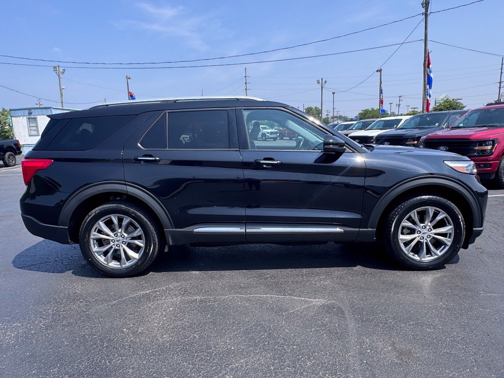 Used 2022 Ford Explorer Limited w/ Equipment Group 301A AWD/4WD image 5