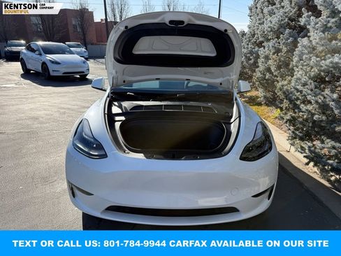 Used 2023 Tesla Model Y Performance image 34