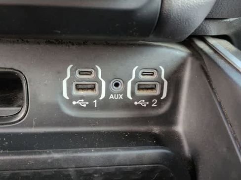 Used 2022 RAM 1500 Big Horn AWD/4WD image 30