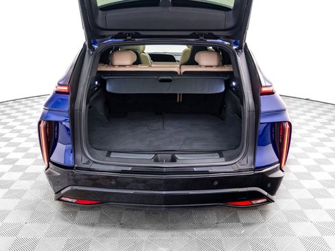 Certified 2024 Cadillac Lyriq Sport w/ Nappa Leather Package image 37