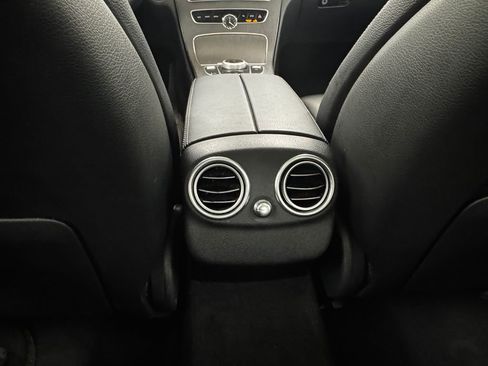 Used 2021 Mercedes-Benz C 300 4MATIC Sedan image 30