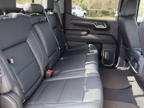 Certified 2023 GMC Sierra 1500 SLT w/ SLT Premium Package image 27