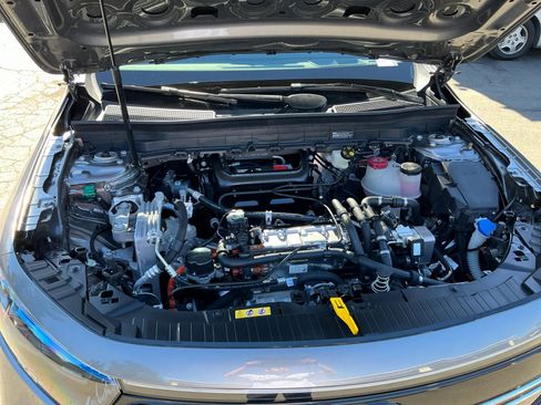 Used 2023 Mercedes-Benz EQB 350 4MATIC SUV image 23