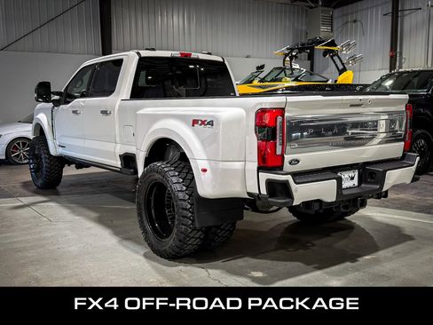 Used 2025 Ford F450 Platinum w/ Platinum Plus Package AWD/4WD image 7