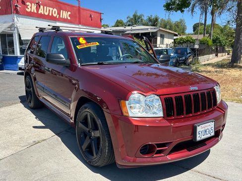 Used 2006 Jeep Grand Cherokee Laredo AWD/4WD image 1