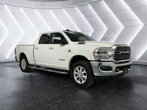 Used 2020 RAM 2500 Laramie AWD/4WD image 1