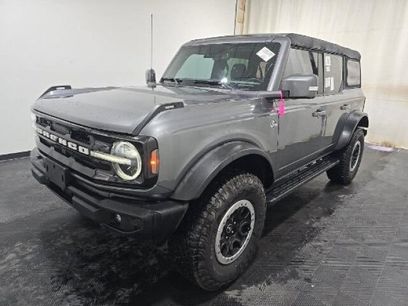 Used 2023 Ford Bronco Outer Banks w/ Sasquatch Package