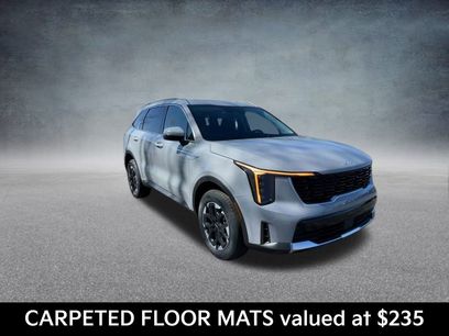 New 2025 Kia Sorento S