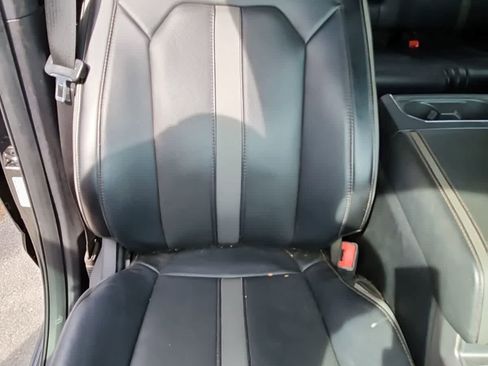 Used 2018 Ford F350 Platinum w/ Platinum Ultimate Package AWD/4WD image 19
