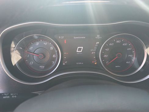 Used 2018 Dodge Charger R/T w/ Navigation & Travel Group image 12