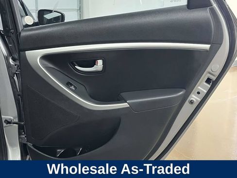 Used 2014 Hyundai Elantra GT w/ Option Group 03 FWD image 23