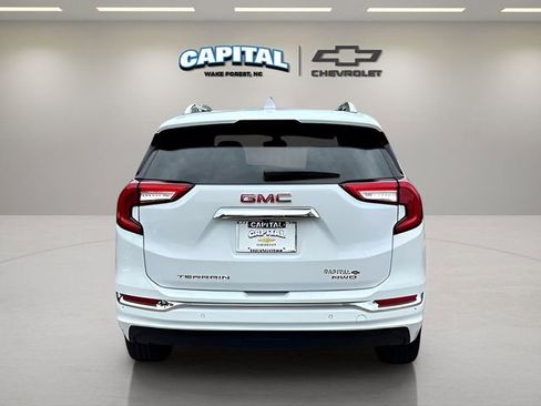 Used 2023 GMC Terrain Denali image 10