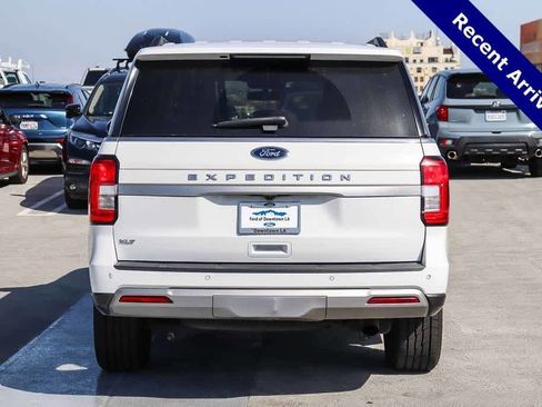 Used 2022 Ford Expedition XLT RWD image 5
