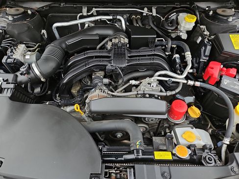 Used 2020 Subaru Outback Limited image 28