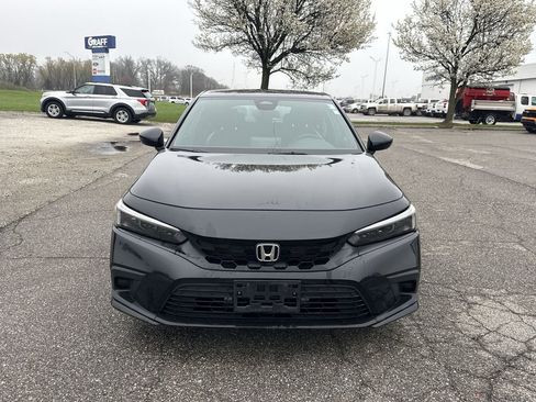 Used 2024 Honda Civic Sport image 3