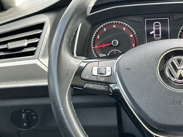 Used 2019 Volkswagen Jetta SE FWD image 9