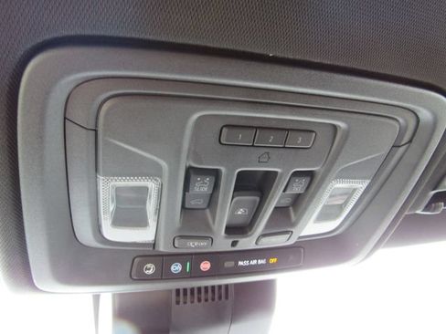 Used 2024 GMC Sierra 1500 AT4 w/ Technology Package AWD/4WD image 28