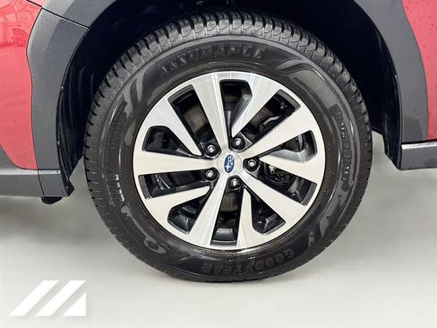 Used 2023 Subaru Outback Premium image 33