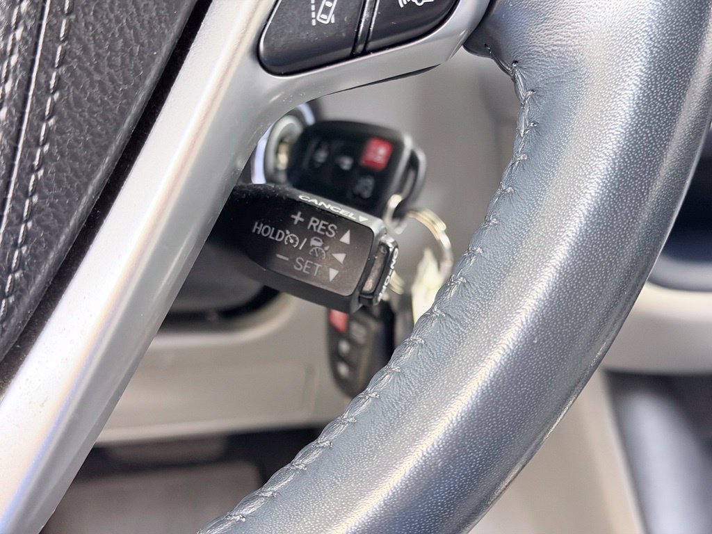 Used 2018 Toyota Highlander Plus AWD/4WD image 52
