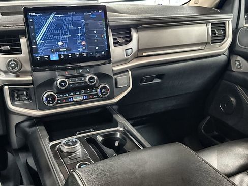 Used 2022 Ford Expedition Max XLT AWD/4WD image 28