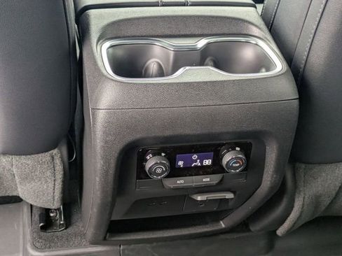 New 2026 Chevrolet Traverse LT w/ Sun and Wheel Package image 31