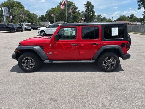 Used 2018 Jeep Wrangler Unlimited Sport S AWD/4WD image 2