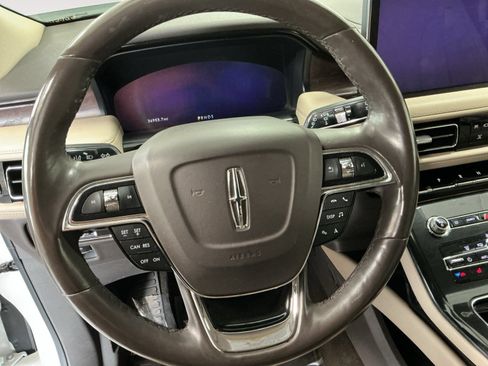 Certified 2023 Lincoln Nautilus Reserve AWD/4WD image 12
