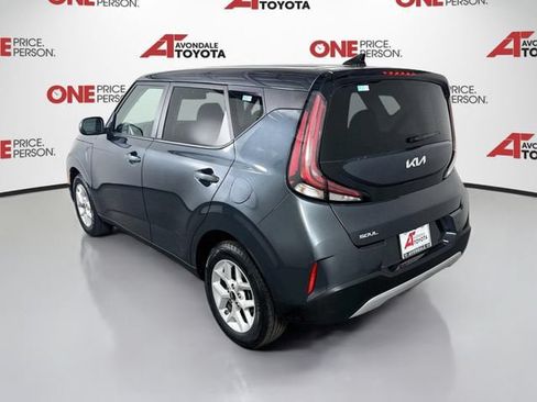 Used 2025 Kia Soul LX w/ LX Technology Package FWD image 5