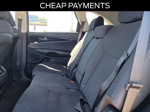 Used 2019 Kia Sorento AWD w/ LX Convenience Package image 11