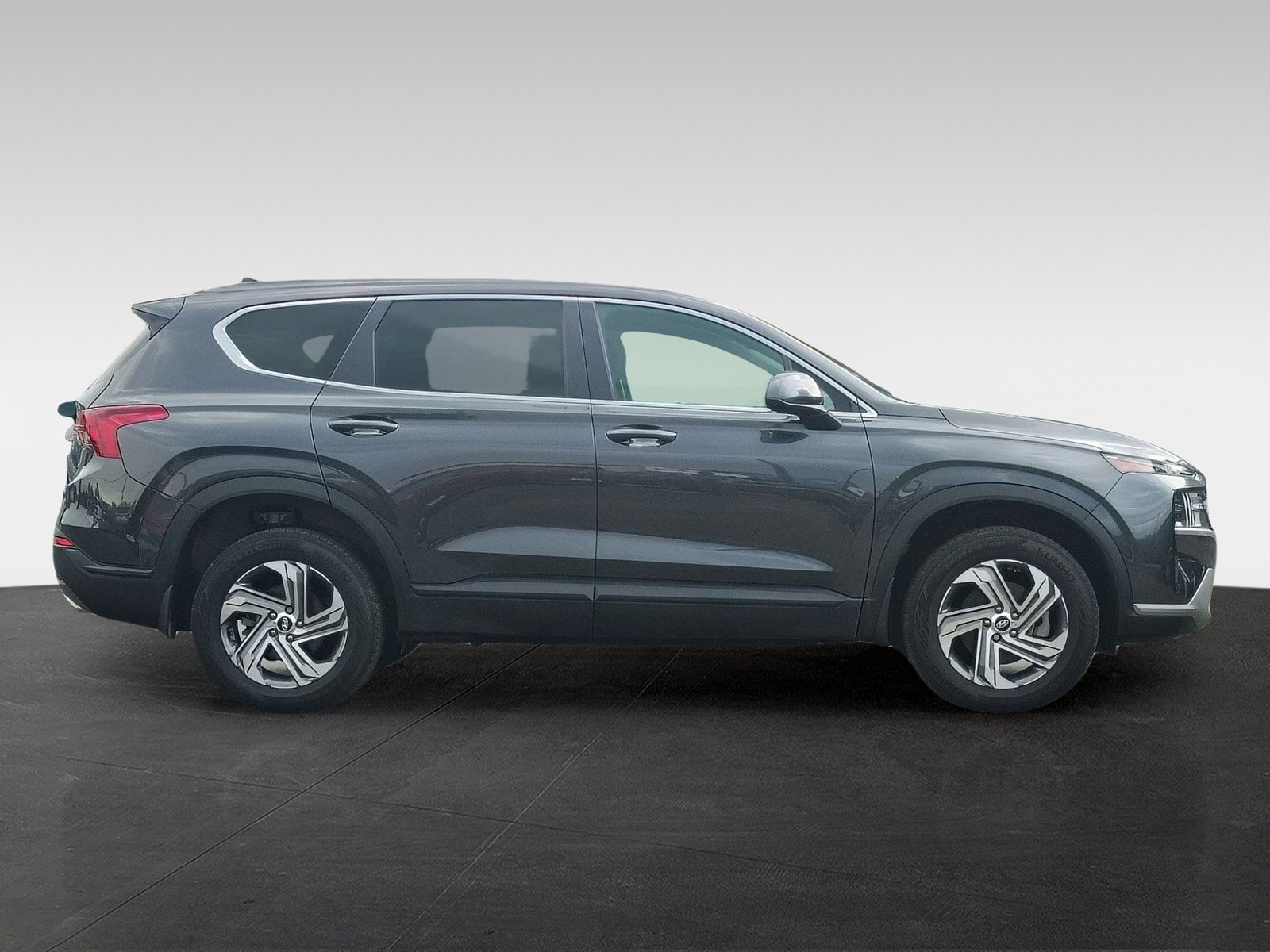 Certified 2023 Hyundai Santa Fe SE AWD/4WD image 4