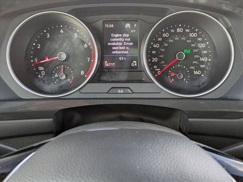 Used 2020 Volkswagen Tiguan SE w/ Panoramic Sunroof Package image 10