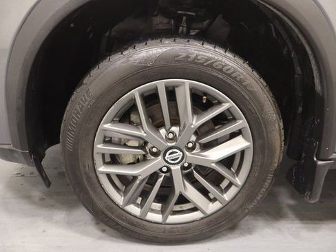 Used 2021 Nissan Rogue S FWD image 23