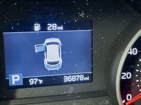Used 2020 Kia Sportage LX AWD/4WD image 12