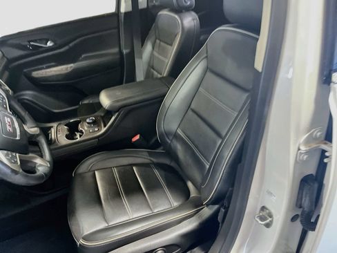 Used 2023 GMC Acadia Denali w/ Denali Ultimate Package AWD/4WD image 22
