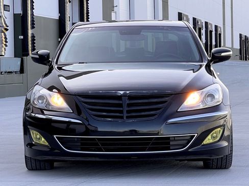 Used 2014 Hyundai Genesis 3.8 w/ Premium Package 02 RWD image 6