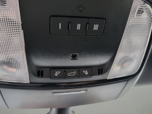 Used 2025 Dodge Durango GT AWD/4WD image 16