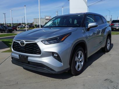 Certified 2024 Toyota Highlander LE