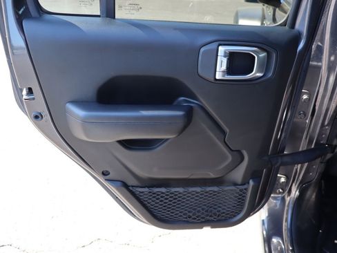 Used 2020 Jeep Wrangler Unlimited Sport AWD/4WD image 29