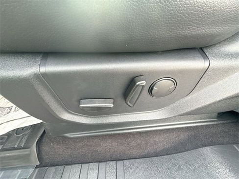 Used 2019 Ford F150 Lariat image 17