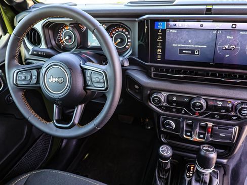 Used 2024 Jeep Wrangler Sport AWD/4WD image 37