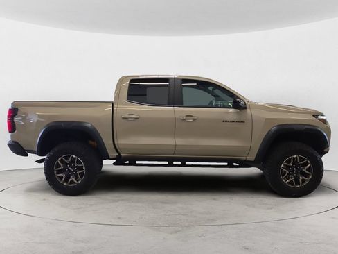 Certified 2024 Chevrolet Colorado ZR2 w/ ZR2 Convenience Package III AWD/4WD image 4