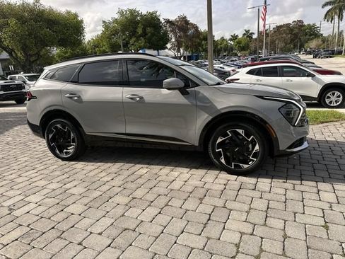 Used 2025 Kia Sportage SX FWD image 15