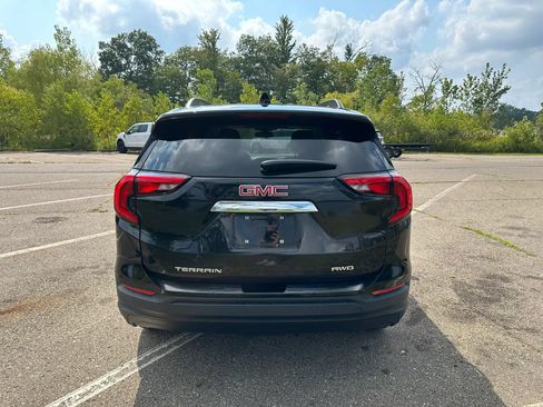 Used 2019 GMC Terrain SLE w/ Driver Convenience Package AWD/4WD image 6
