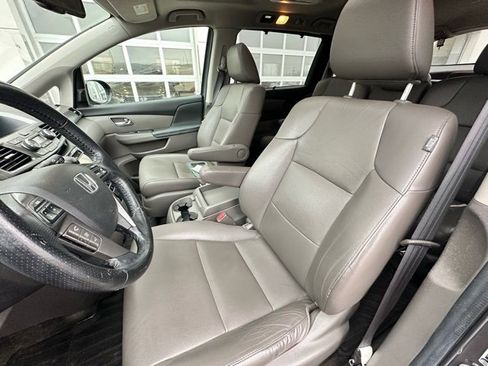 Used 2014 Honda Odyssey Touring Elite image 9